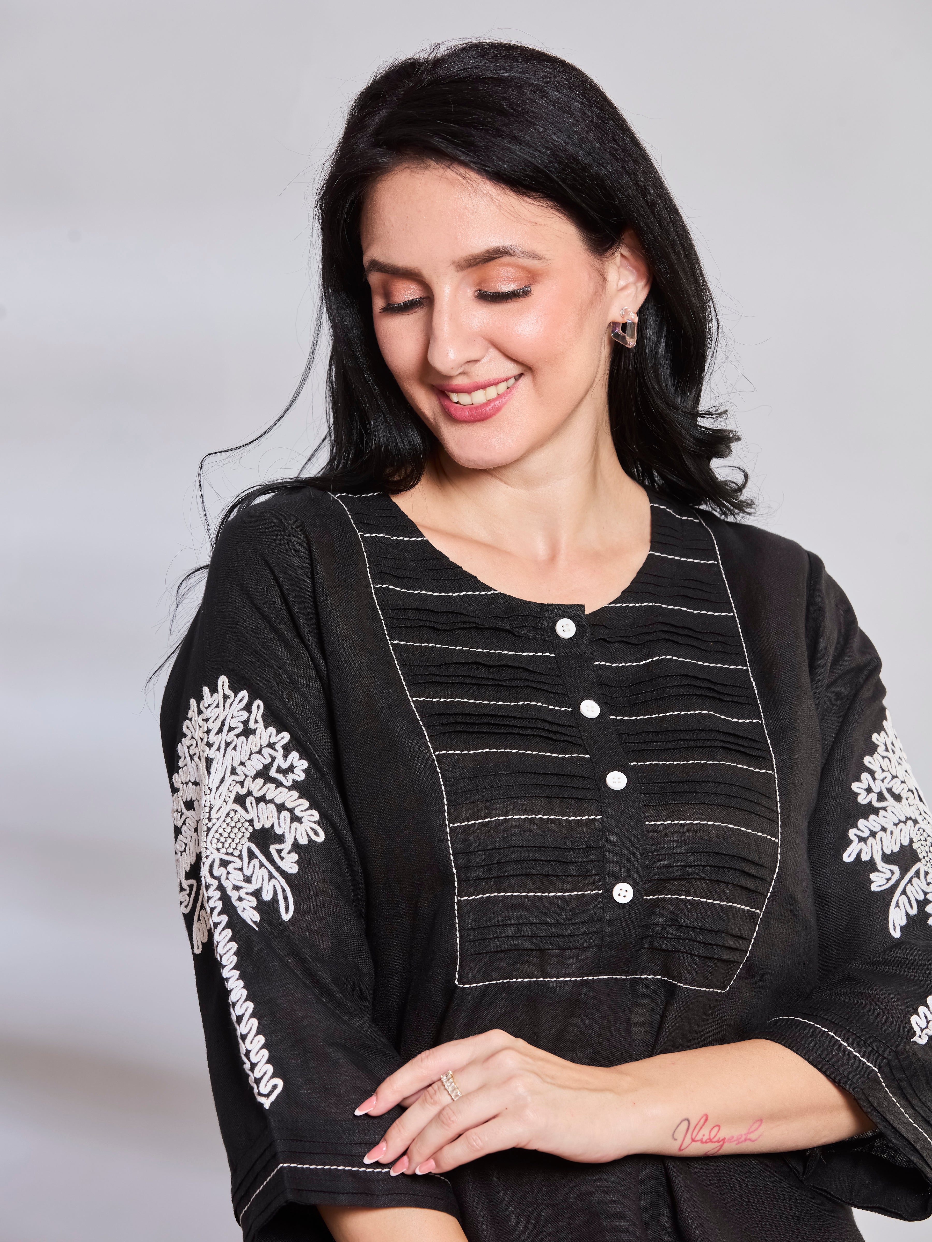 Anjuna Coconut linen top
