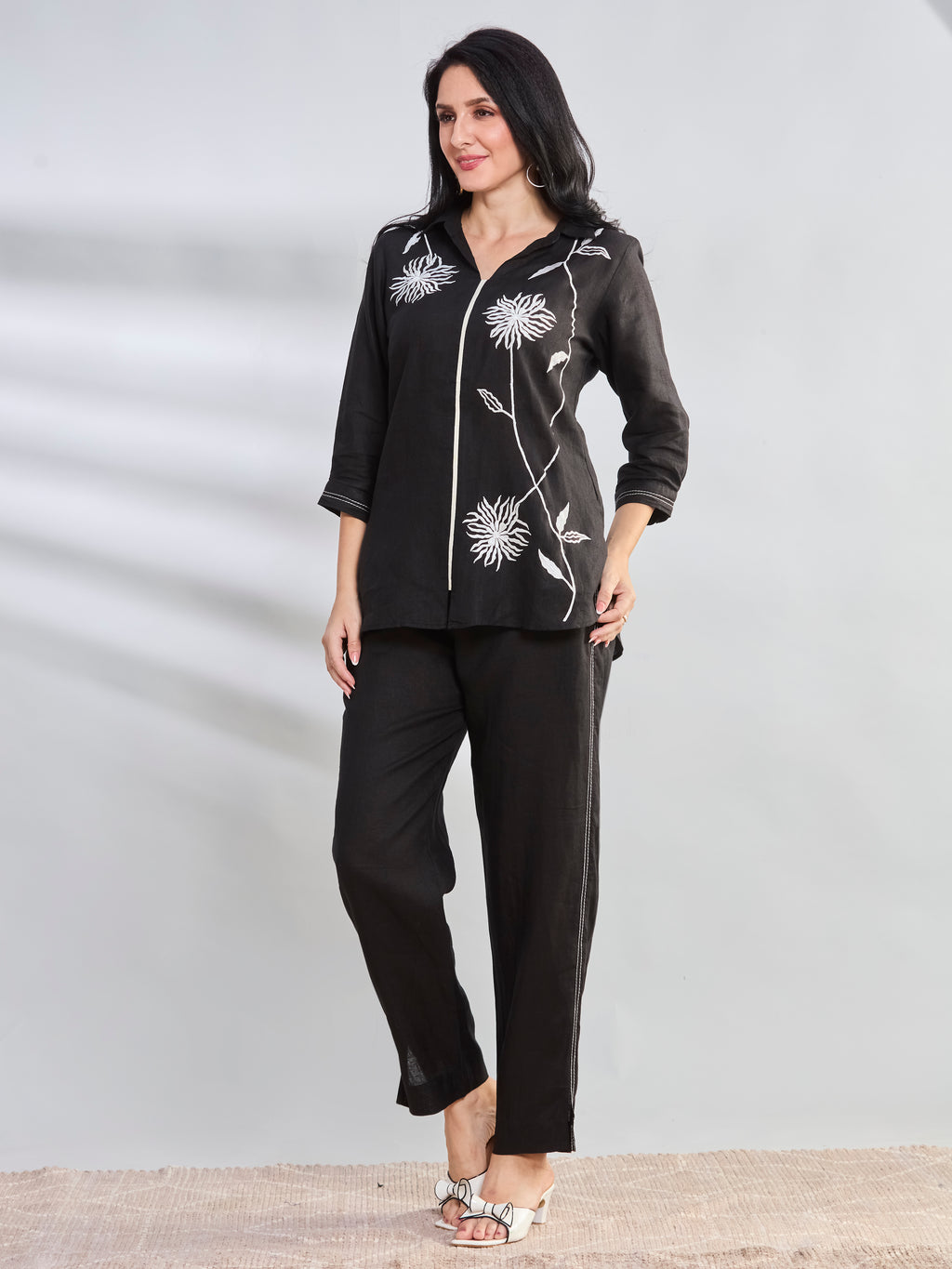 Anjuna Floral linen top