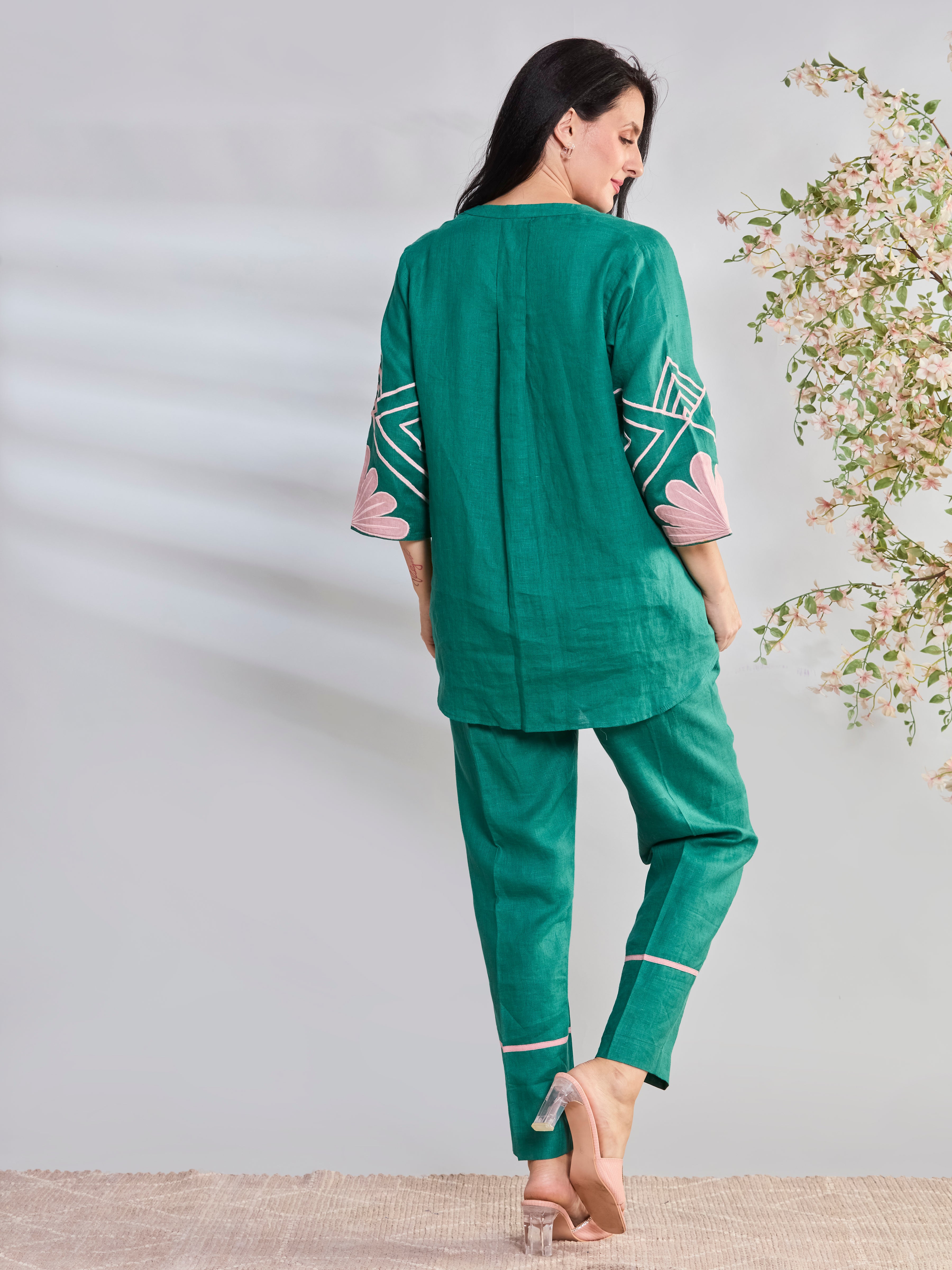 Leela Applique linen top