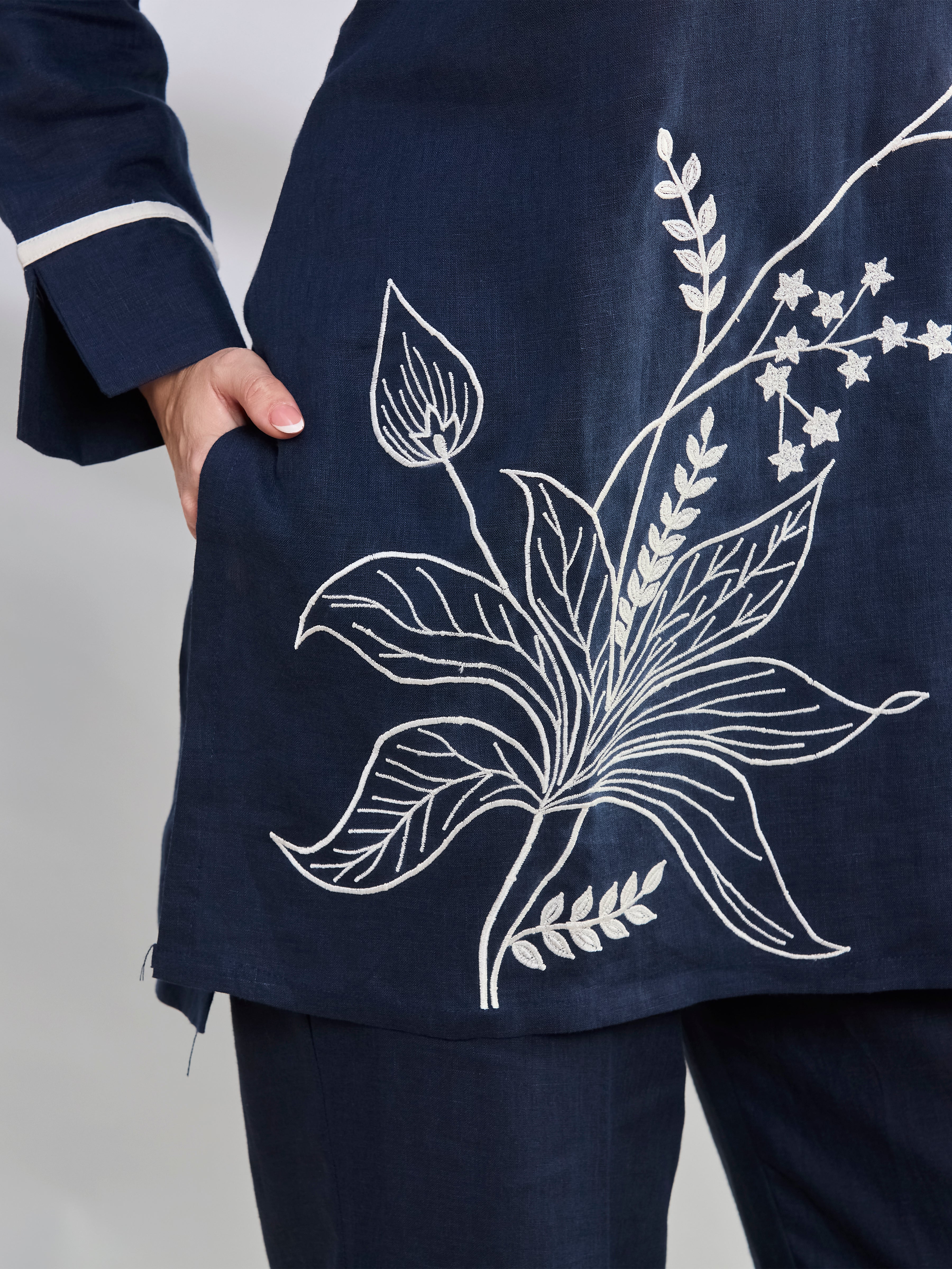 Neeli floral embroidered linen top