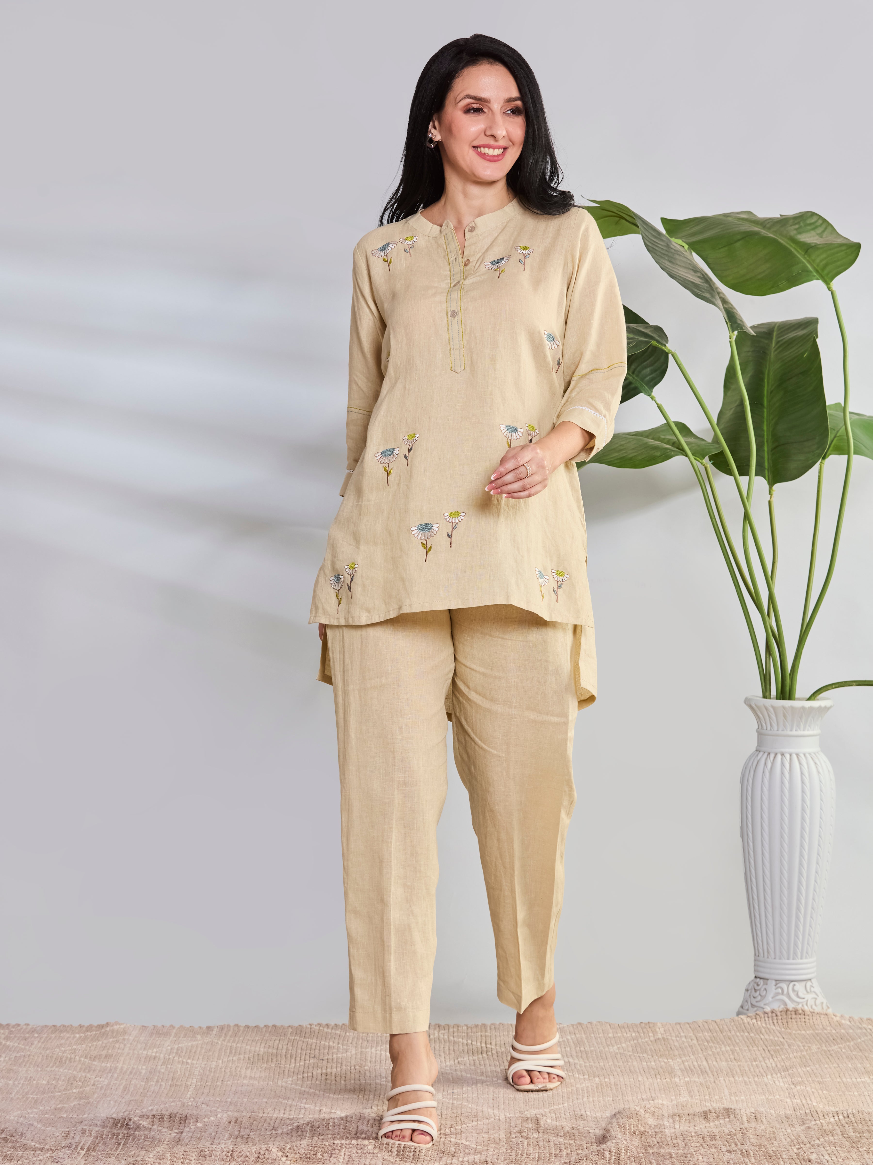 Sameera twin flower linen top